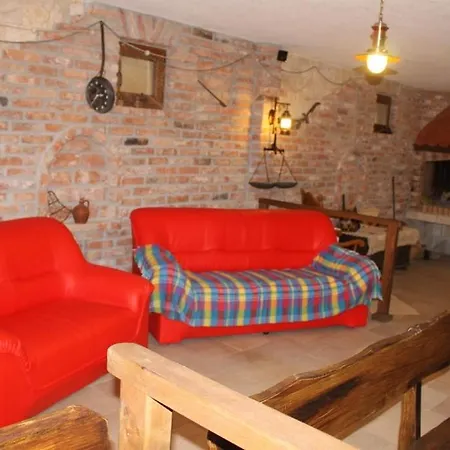 Rustic In Starigrad Croatia With Swimming Pool Vila