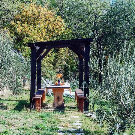 Rustic In Starigrad Croatia With Swimming Pool *