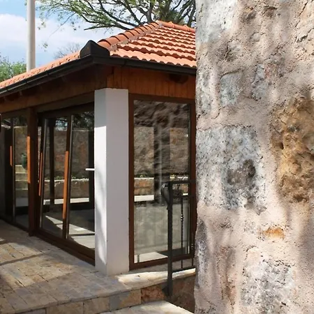 Rustic In Starigrad Croatia With Swimming Pool *