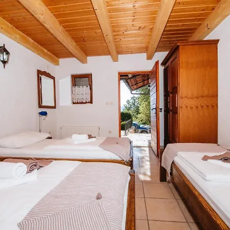 Rustic In Starigrad Croatia With Swimming Pool * Starigrad Paklenica